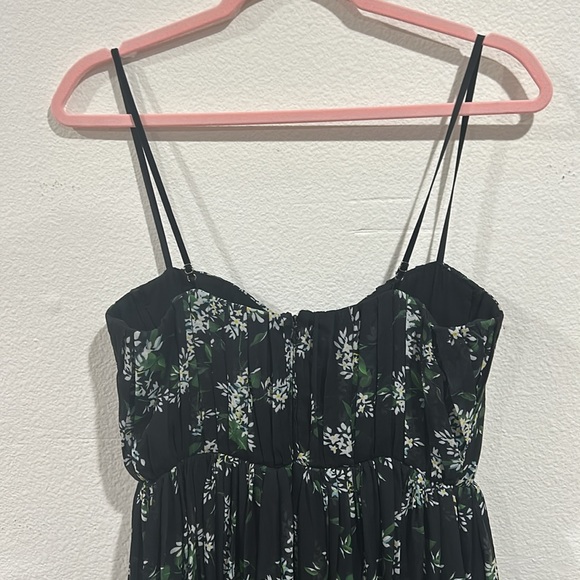 Sau Lee Georgina Gown, RTR - Picture 10 of 11